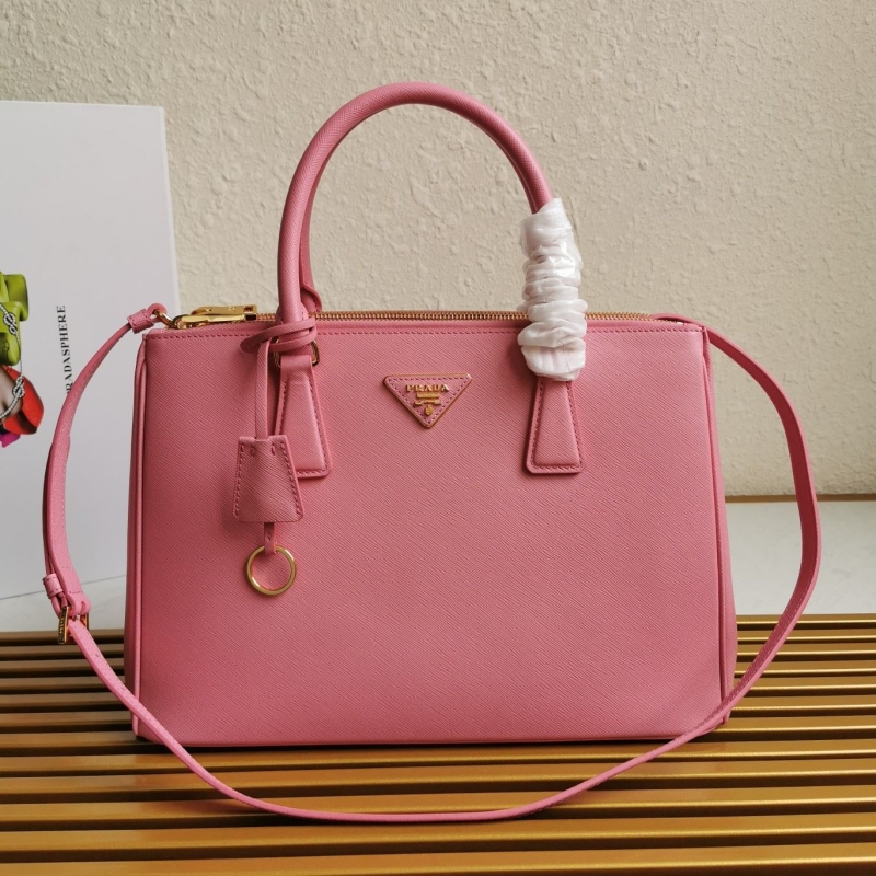 Pra*a shopping bags